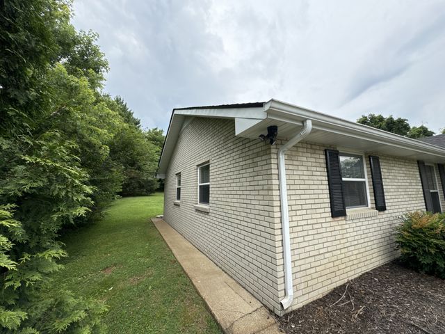 375 Monaco Dr, Hermitage, TN 37076