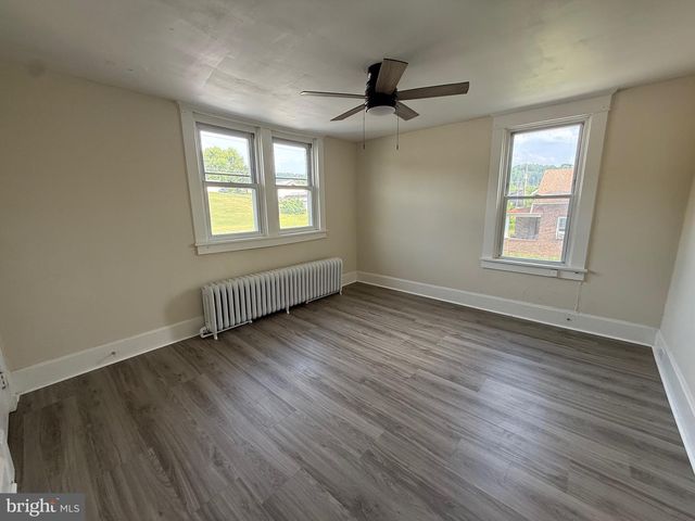 16541 POTTSVILLE PI, Hamburg, PA 19526