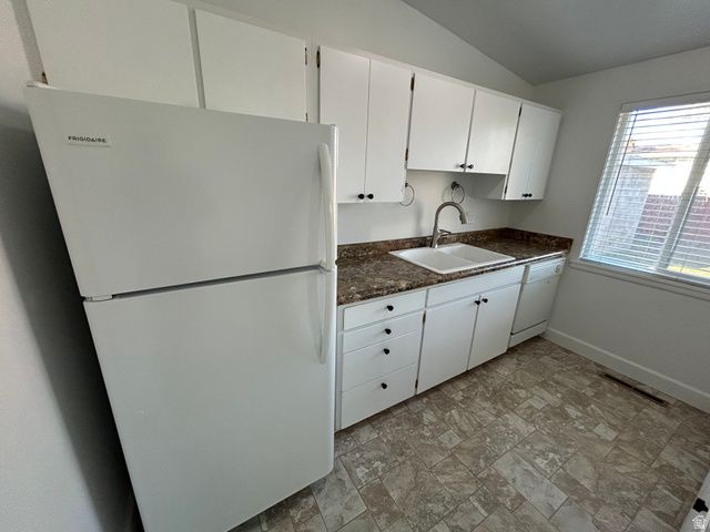 1383 E GREENFIELD AVE, Murray, UT 84121