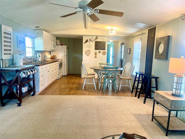 2334 Sanbar Road 96, Possum Kingdom Lake, TX 76449