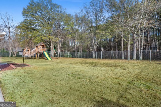 4983 Eagles Nest Court, Loganville, GA 30052