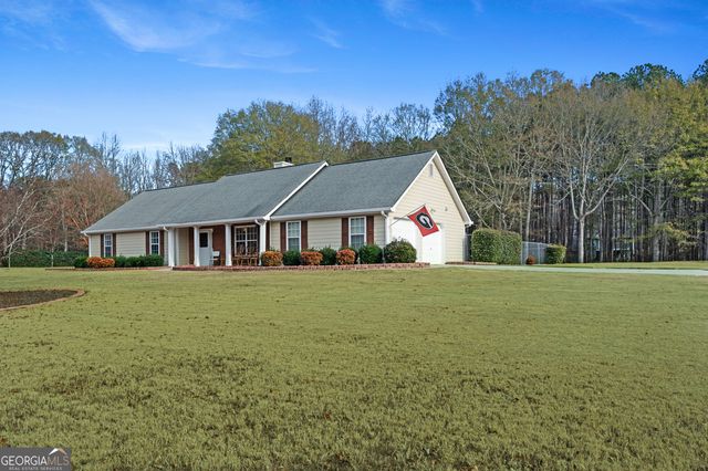 4983 Eagles Nest Court, Loganville, GA 30052