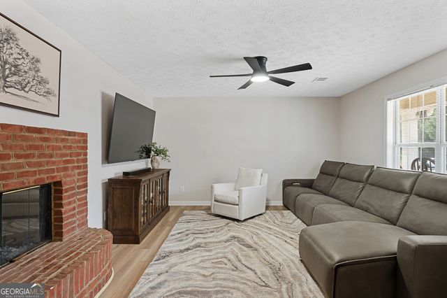 4983 Eagles Nest Court, Loganville, GA 30052