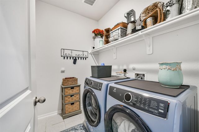 4623 Painted Bunting Lane, Baytown, TX 77521