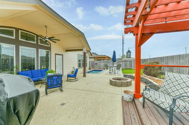 4623 Painted Bunting Lane, Baytown, TX 77521