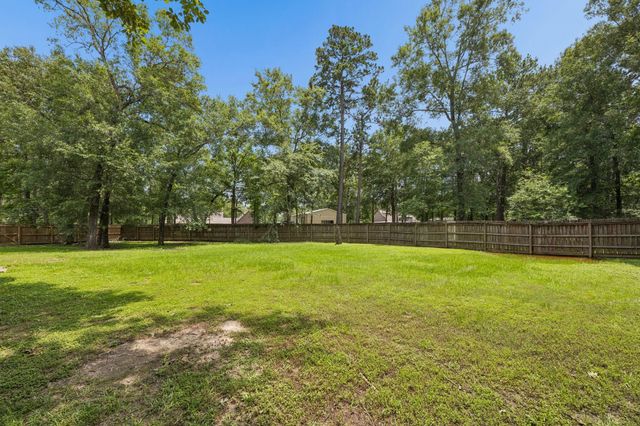 84 Private Road 635, Dayton, TX 77535