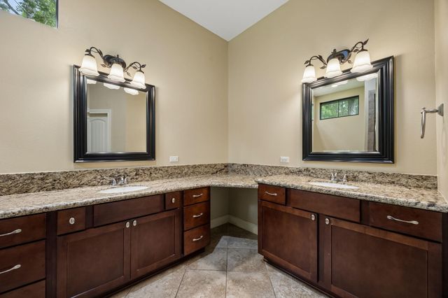 84 Private Road 635, Dayton, TX 77535