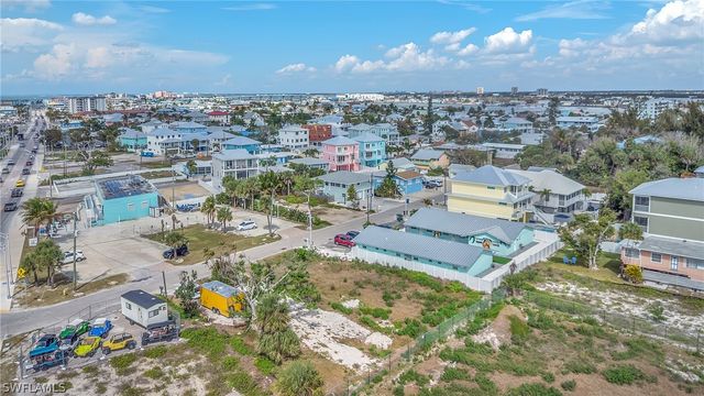 110 Mango ST, Fort Myers Beach, FL 33931