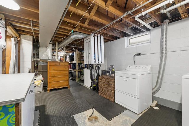 6334 W Fremont PLACE, Milwaukee, WI 53219