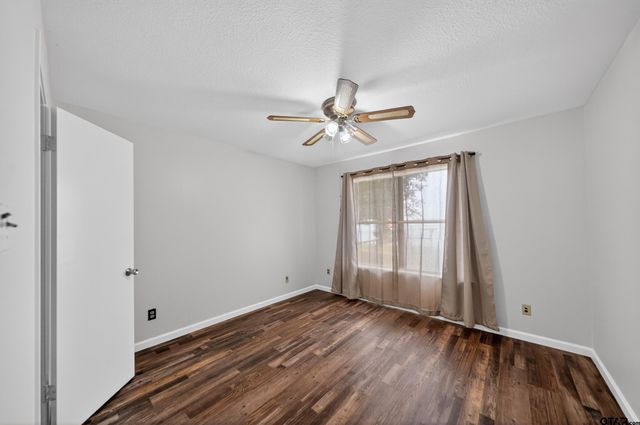 23363 Wateridge Loop, Flint, TX 75762
