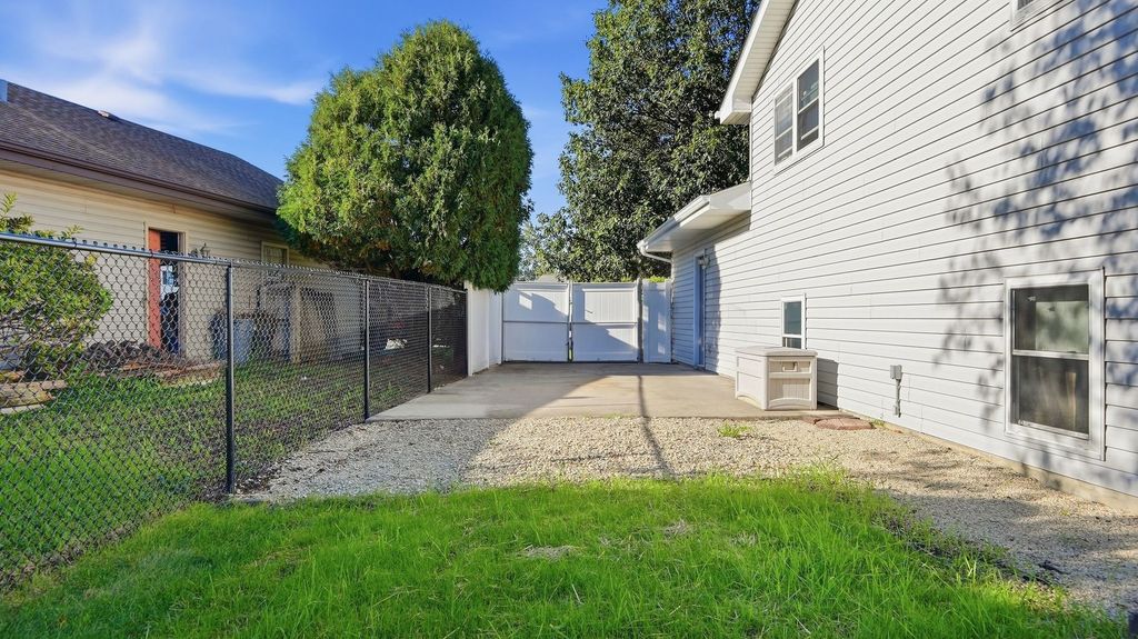 717 Lake Court, New Lenox, IL 60451 — photo 4