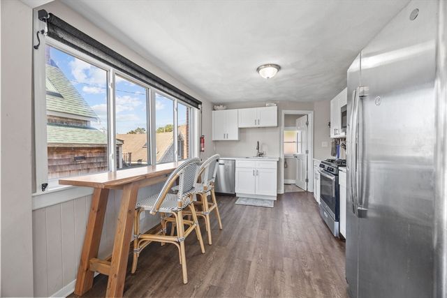 17 5th St, Wareham, MA 02538