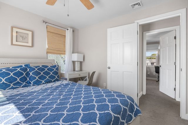 17 5th St, Wareham, MA 02538