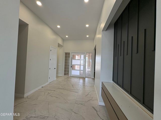 11345 Ardelle Avenue, El Paso, TX 79936