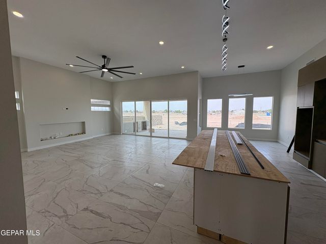 11345 Ardelle Avenue, El Paso, TX 79936