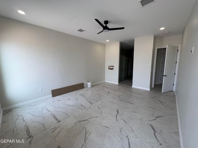 11345 Ardelle Avenue, El Paso, TX 79936