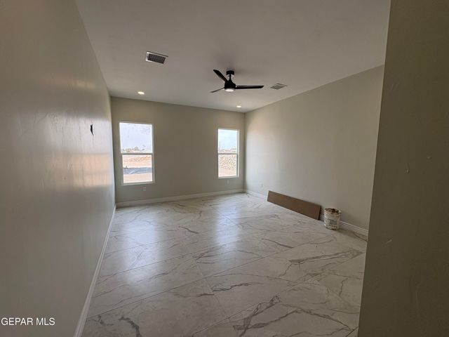 11345 Ardelle Avenue, El Paso, TX 79936