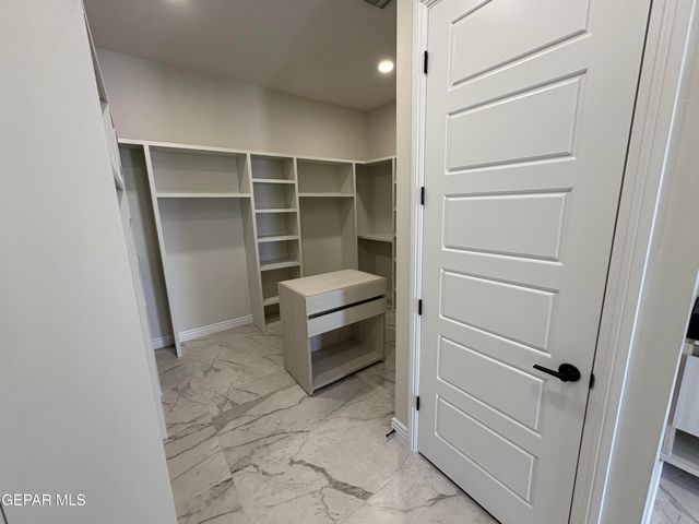 11345 Ardelle Avenue, El Paso, TX 79936