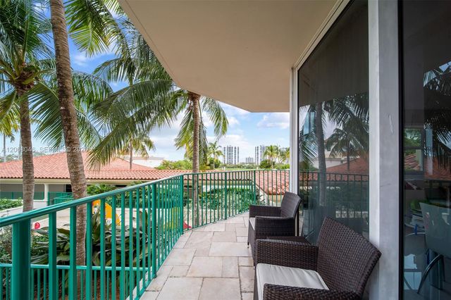 19900 E Country Club Drive 610, Aventura, FL 33180