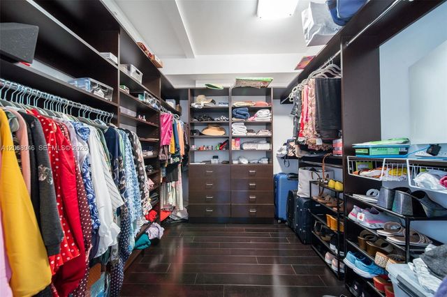 19900 E Country Club Drive 610, Aventura, FL 33180