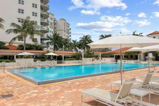 19900 E Country Club Drive 610, Aventura, FL 33180