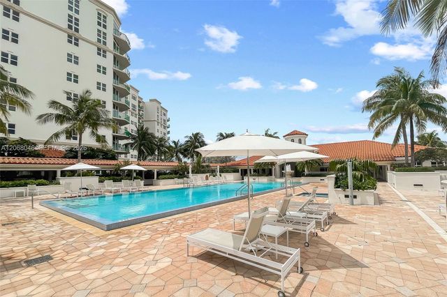 19900 E Country Club Drive 610, Aventura, FL 33180