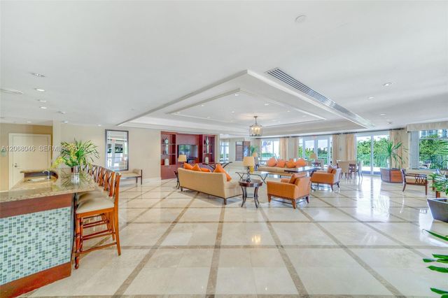19900 E Country Club Drive 610, Aventura, FL 33180