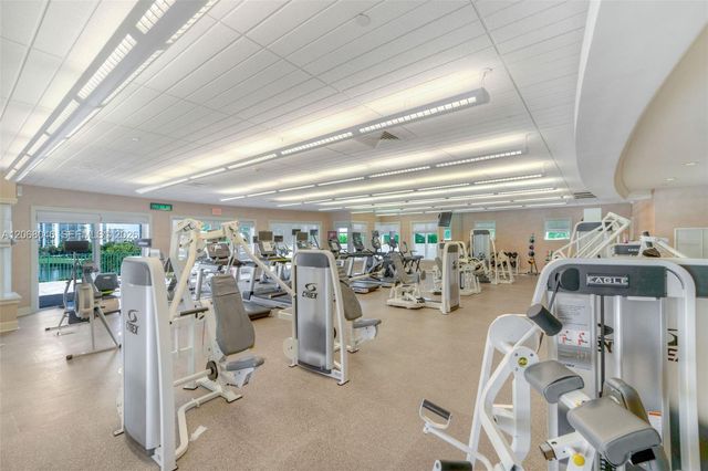 19900 E Country Club Drive 610, Aventura, FL 33180