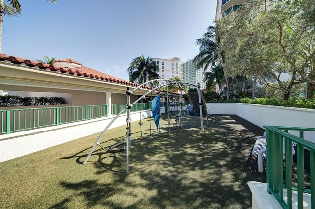 19900 E Country Club Drive 610, Aventura, FL 33180