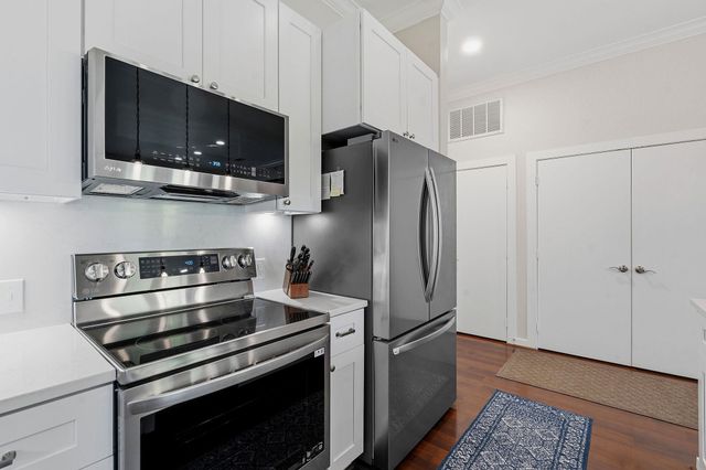 1900 Barton Springs RD 2026, Austin, TX 78704