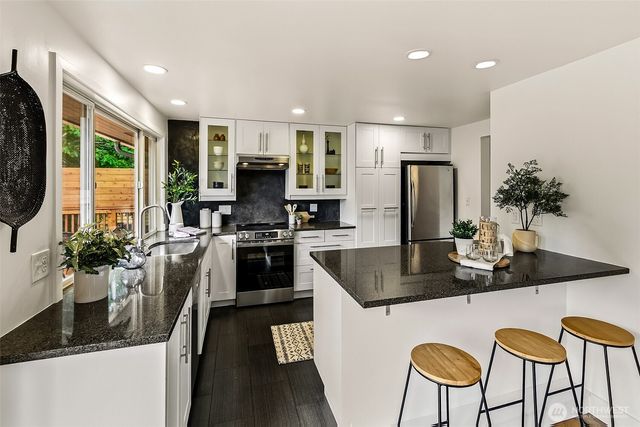 1612 SW 166th Street, Burien, WA 98166