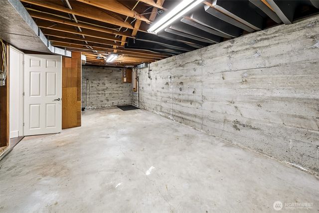 1612 SW 166th Street, Burien, WA 98166