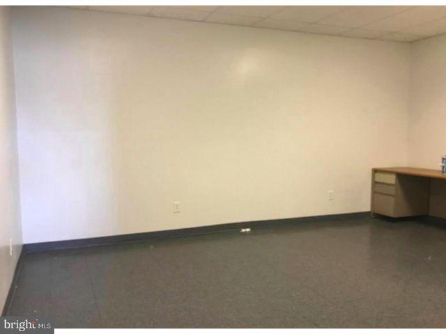 2520-22 N BROAD ST, Philadelphia, PA 19132