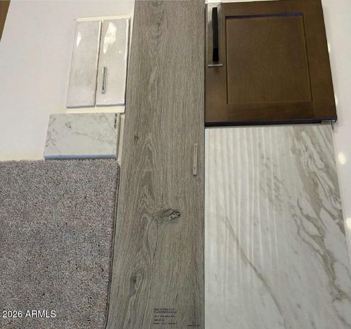 821 W J WALTZ Way, Apache Junction, AZ 85120