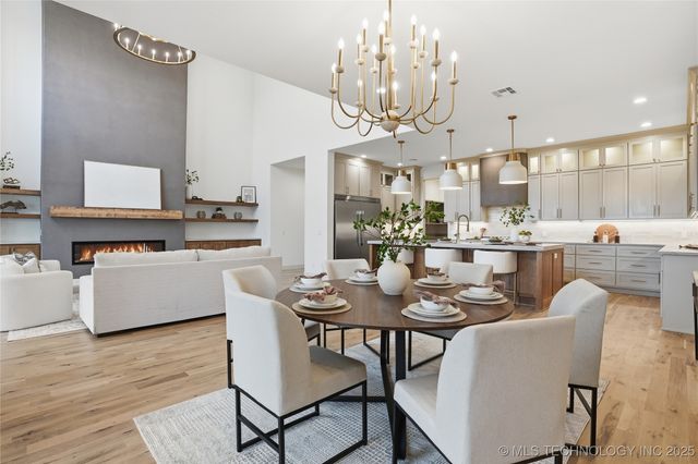 12029 S Vandalia Avenue, Tulsa, OK 74137