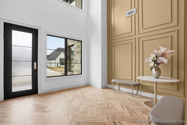 12029 S Vandalia Avenue, Tulsa, OK 74137