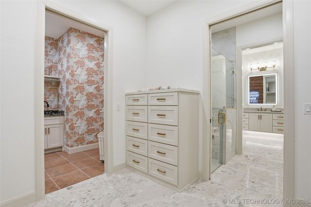 12029 S Vandalia Avenue, Tulsa, OK 74137