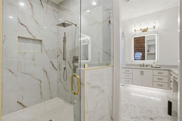 12029 S Vandalia Avenue, Tulsa, OK 74137