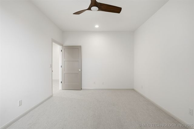 12029 S Vandalia Avenue, Tulsa, OK 74137