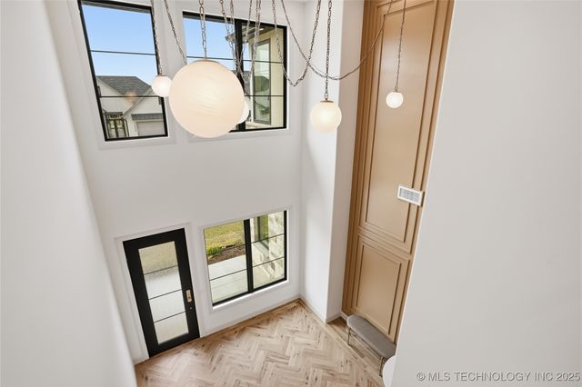 12029 S Vandalia Avenue, Tulsa, OK 74137