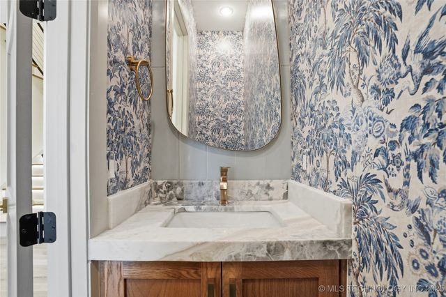 12029 S Vandalia Avenue, Tulsa, OK 74137