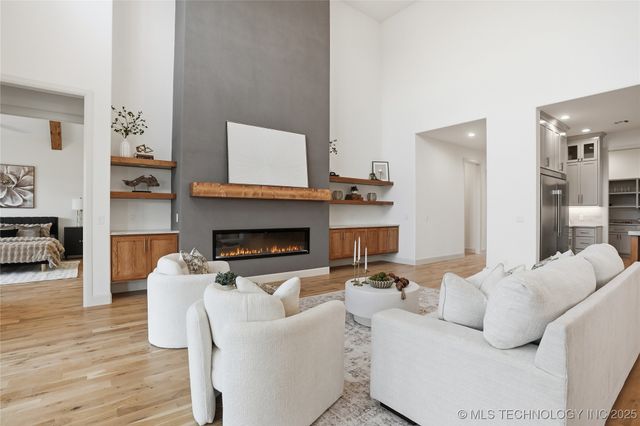 12029 S Vandalia Avenue, Tulsa, OK 74137