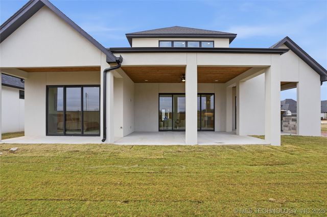 12029 S Vandalia Avenue, Tulsa, OK 74137