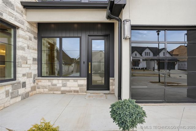 12029 S Vandalia Avenue, Tulsa, OK 74137