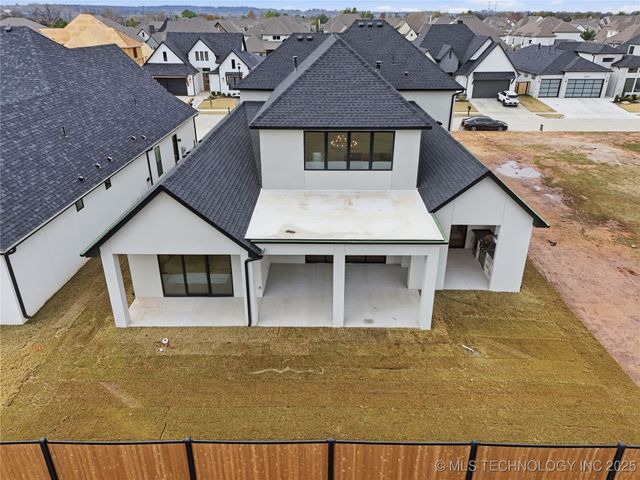 12029 S Vandalia Avenue, Tulsa, OK 74137