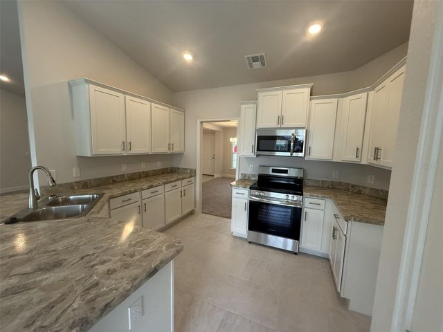 7889 N OMEGA WAY, Citrus Springs, FL 34434