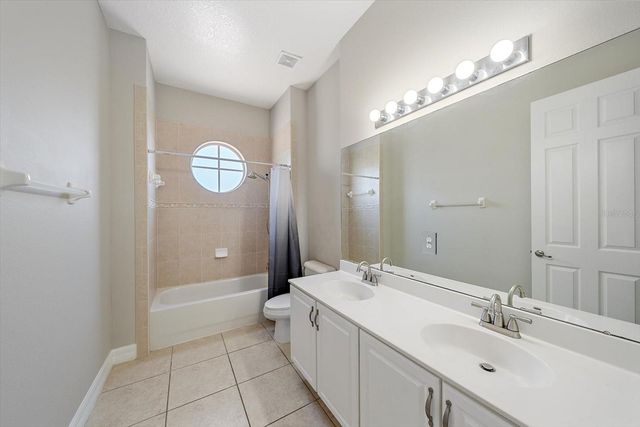 18046 COZUMEL ISLE DRIVE, Tampa, FL 33647