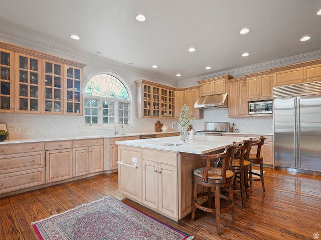 2051 E NORMANDYWOODS CT, Holladay, UT 84117