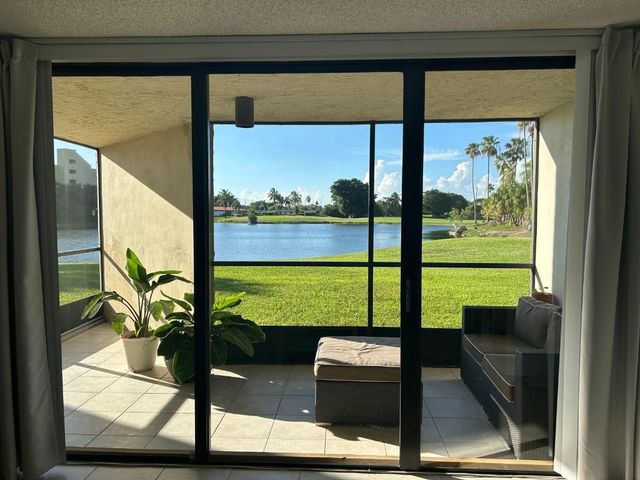 16325 Golf Club Road 109, Weston, FL 33326