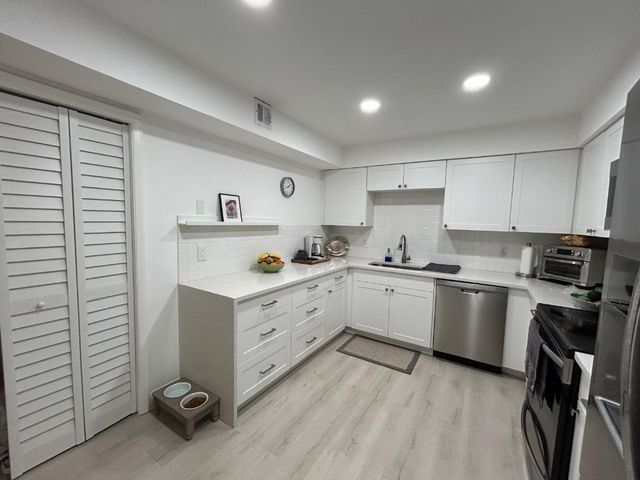 16325 Golf Club Road 109, Weston, FL 33326